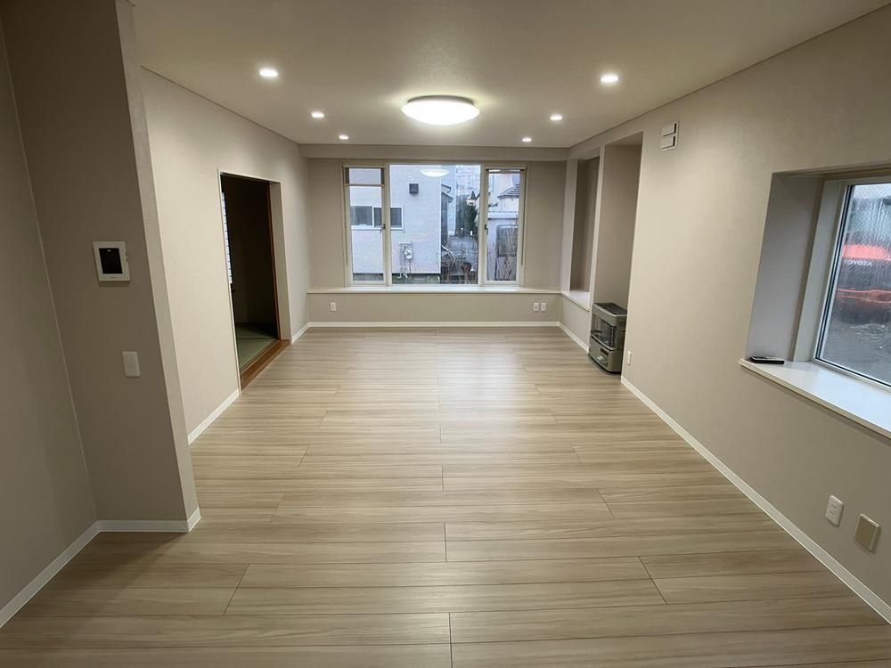 4LDK House for Sale Near Aoba Station Tomakomai - Thumbnail 3