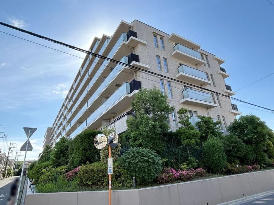 3LDK Apartment for Sale in Funabashi, Chiba - 74.22m2 - Thumbnail 2