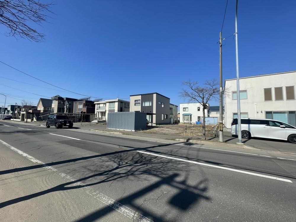 Land for Sale in Higashi-Naebo, Sapporo - 188.69 sqm - Thumbnail 2