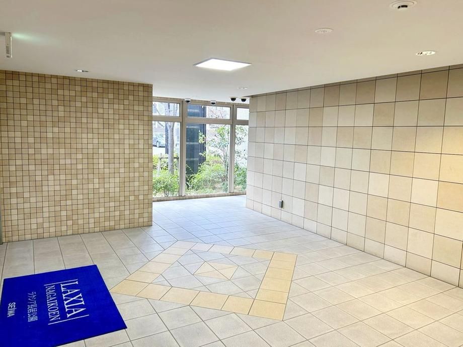 Luxia Nagai Park 2LDK Apartment for Sale in Osaka - Thumbnail 3