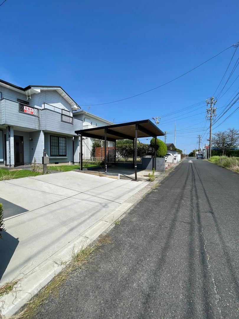 4LDK House for Sale in Toyohashi, Aichi - 216m² Land - Thumbnail 2