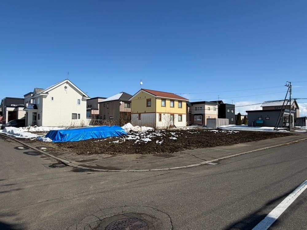 Land for Sale in Ebetsu, Hokkaido - 214.2 sqm - Thumbnail 2