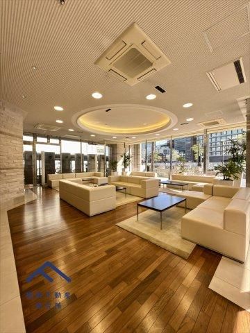 3LDK Riverside Apartment for Sale in Hakata, Fukuoka - Thumbnail 3