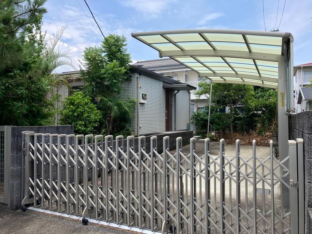 Modern 3LDK House for Sale in Miyazaki City with Solar Power - Thumbnail 2