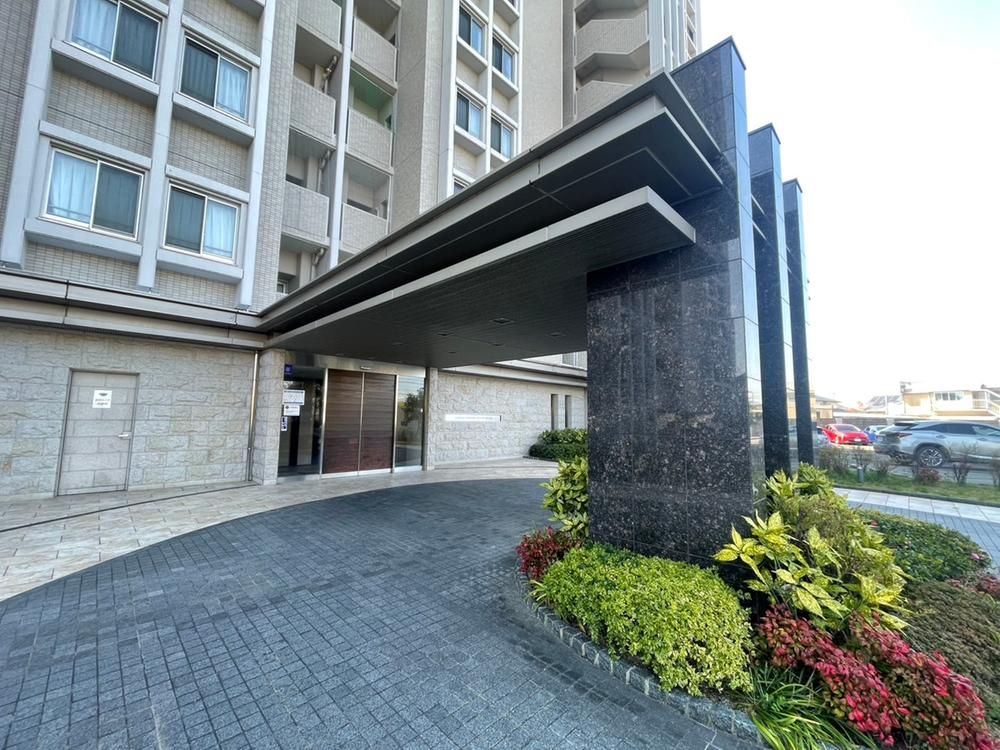 4LDK Corner Apartment for Sale in Saga City, Saga Prefecture - Thumbnail 3