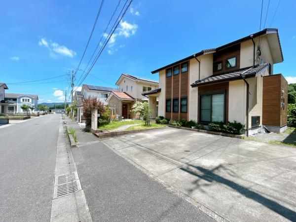 Renovated 4LDK+S House for Sale in Imari, Saga - Thumbnail 2