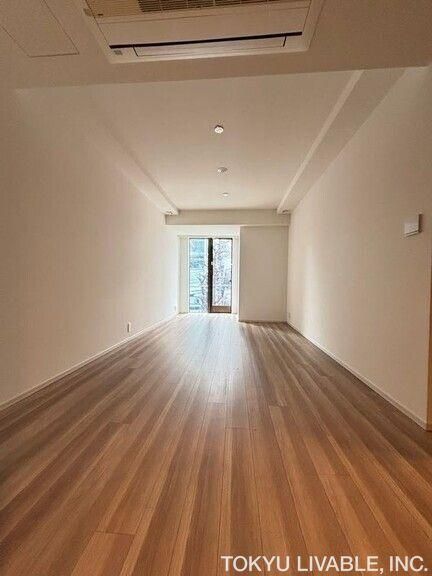 Proud Daikanyama Front 2LDK Apartment for Sale in Shibuya - Thumbnail 3