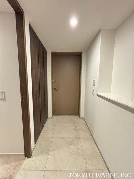 Proud Daikanyama Front 2LDK Apartment for Sale in Shibuya - Thumbnail 2