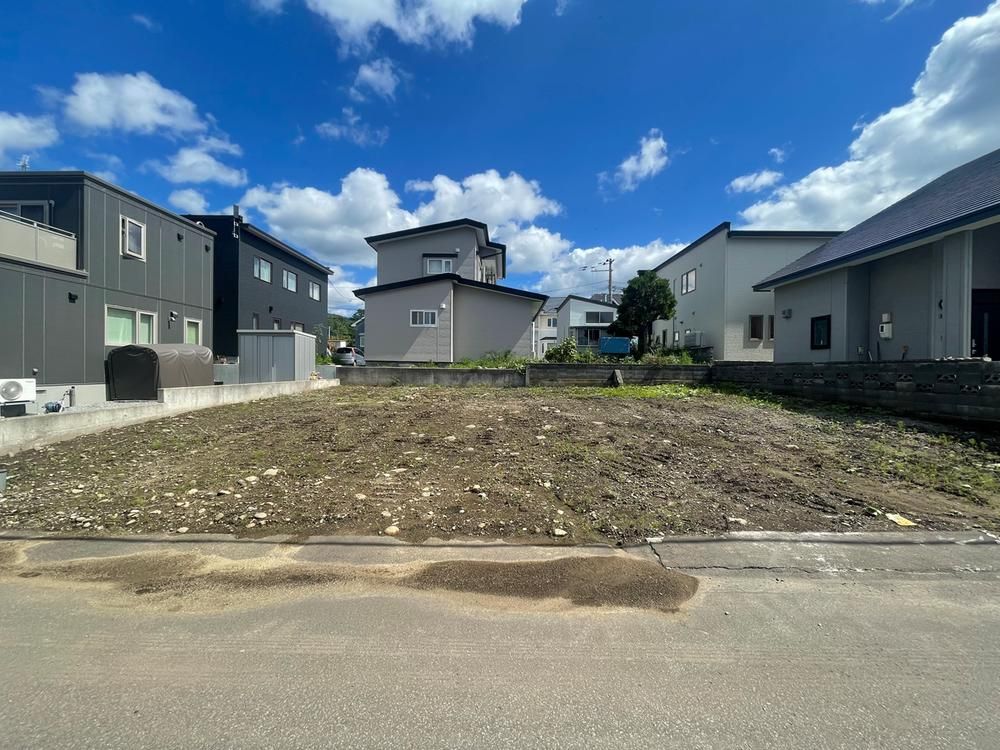 216m2 Land for Sale in Nanae, Hokkaido Near Oyama Station - Thumbnail 3