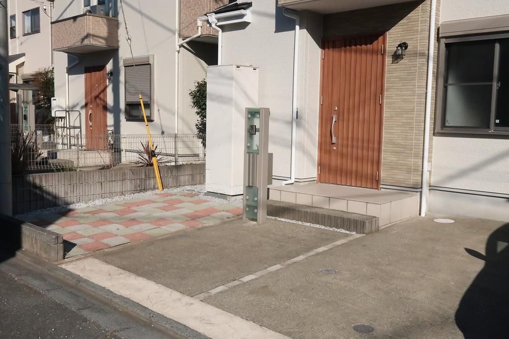 Renovated 3LDK House with Solar Power in Akiruno, Tokyo - Thumbnail 3