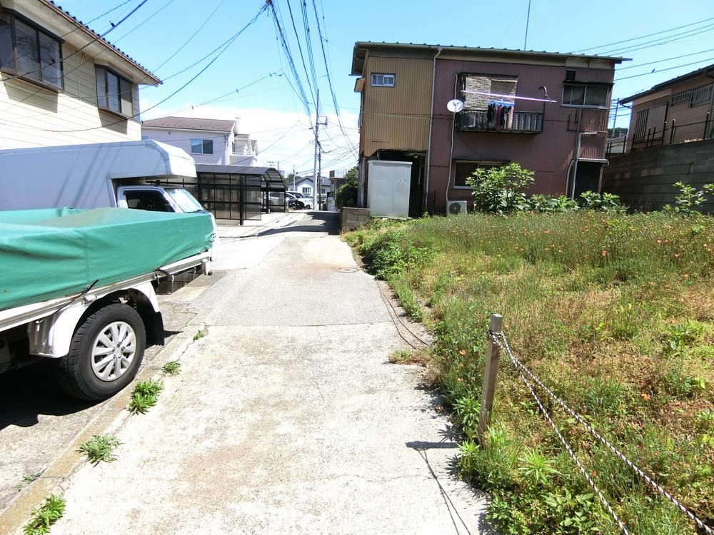 Land for Sale in Terakubo, Naka-ku, Yokohama - 161.81m² - Image 1