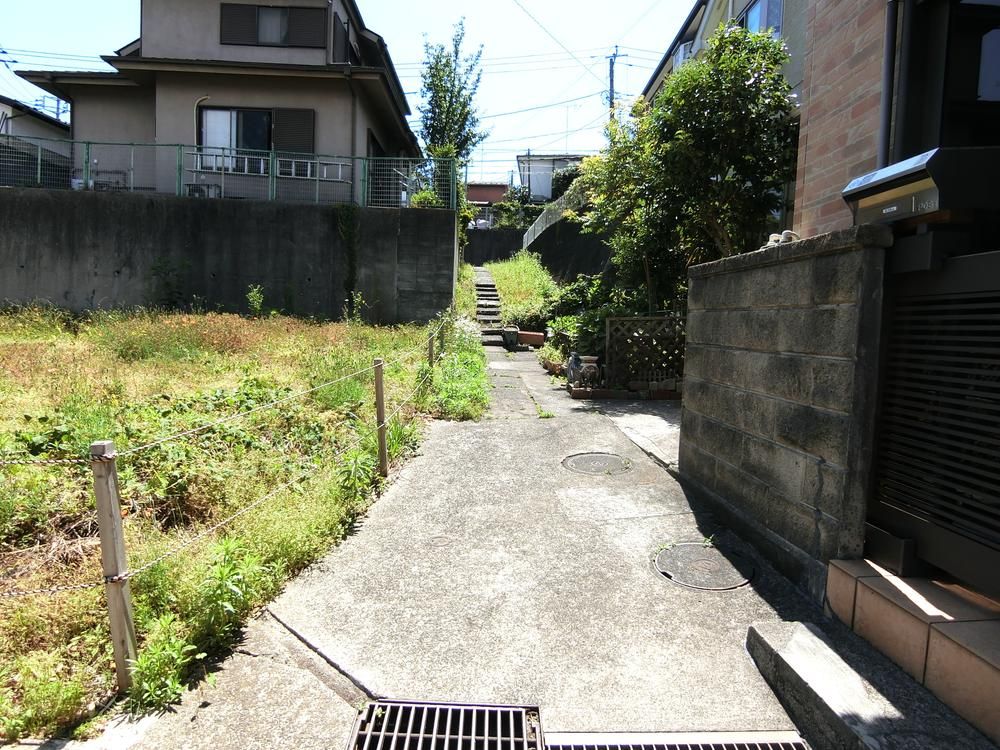 Land for Sale in Terakubo, Naka-ku, Yokohama - 161.81m² - Thumbnail 2