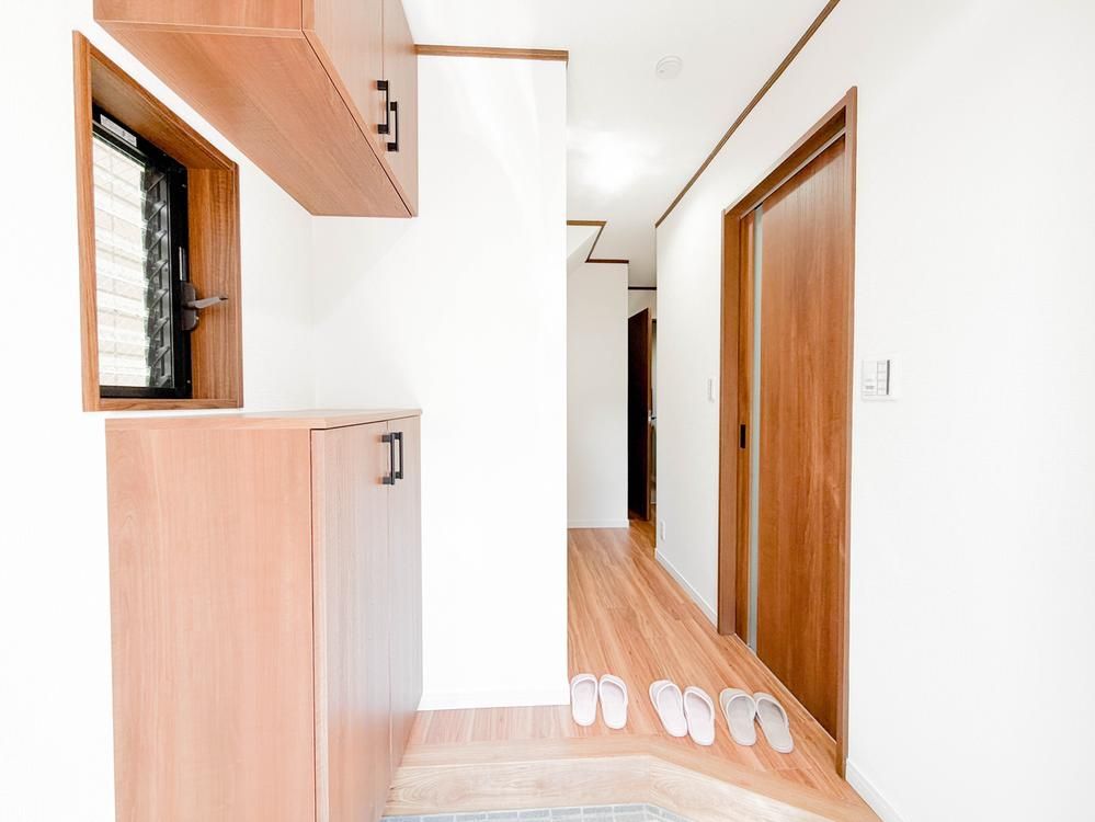Renovated 3LDK House for Sale in Minami Ward, Yokohama - Thumbnail 2
