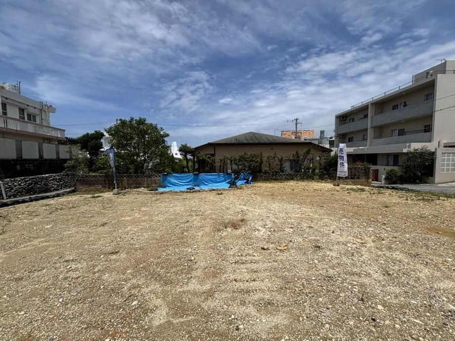 Land for Sale in Yomitan, Okinawa - 449 sqm - Thumbnail 4