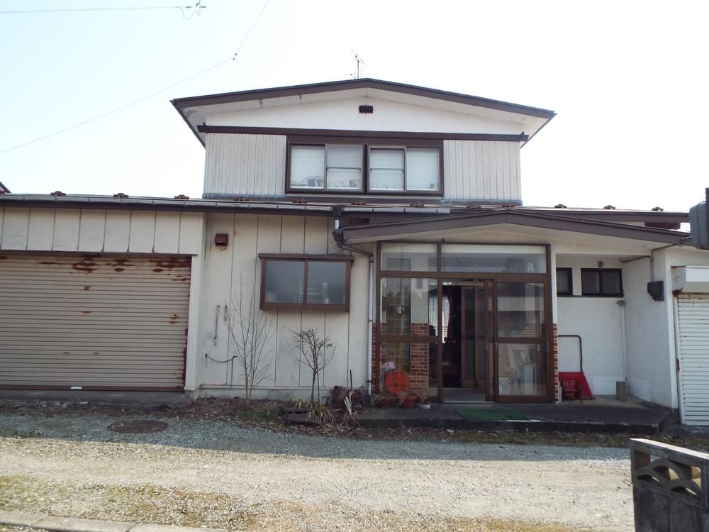 Used Detached House 6DK 168m2 in Akita City Near Oiwake Station - Thumbnail 2