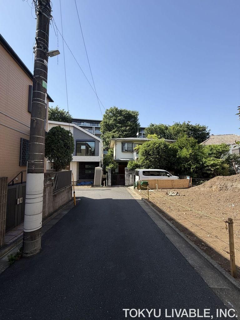 Land for Sale in Kami-Shakujii, Nerima-ku, Tokyo - 135.39 sqm - Thumbnail 4
