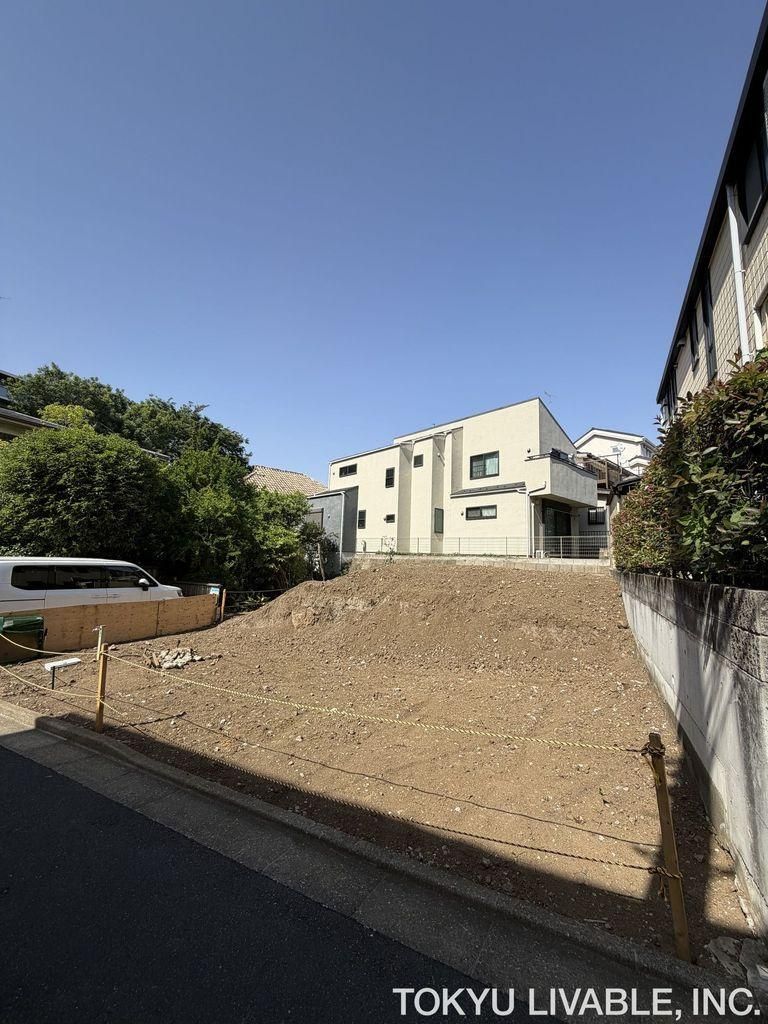 Land for Sale in Kami-Shakujii, Nerima-ku, Tokyo - 135.39 sqm - Thumbnail 3