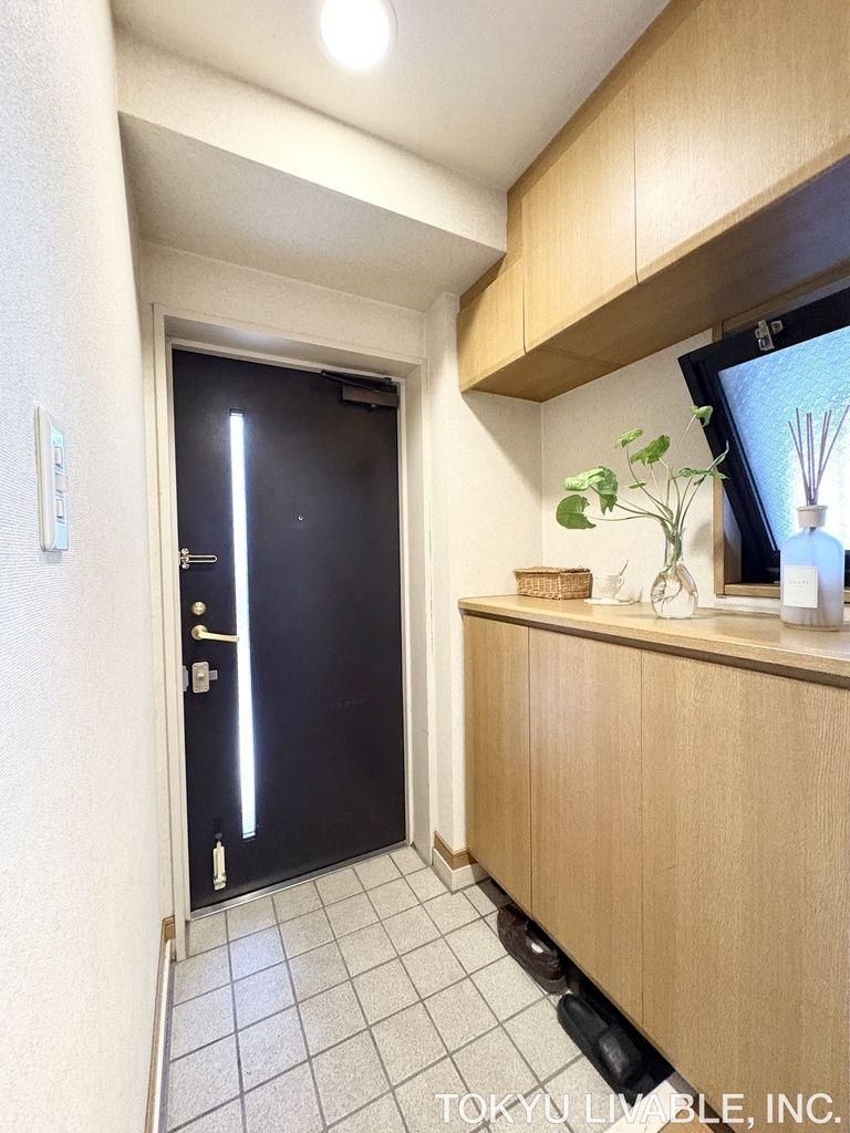 3LDK Apartment for Sale in Kawasaki, Kanagawa - 67m2 - Thumbnail 3