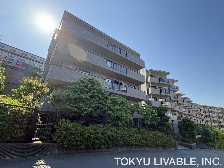3LDK Apartment for Sale in Kawasaki, Kanagawa - 67m2 - Thumbnail 2