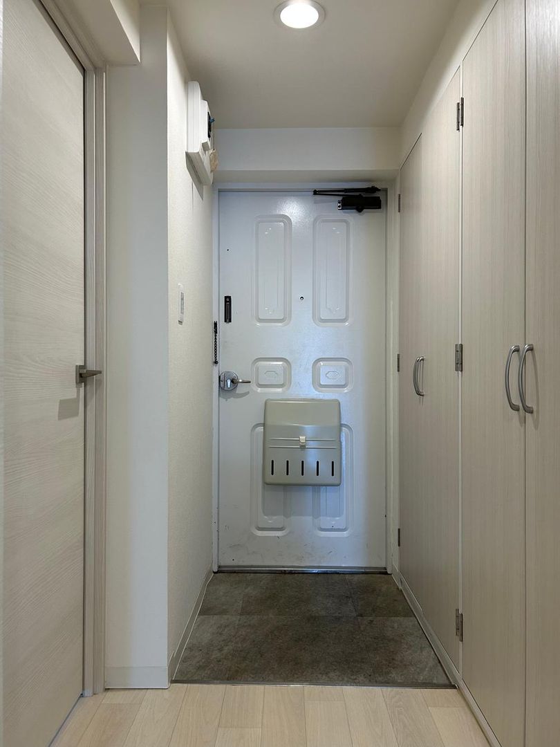 Renovated 2LDK Apartment in Sapporo Chuo Ward for 12 Million Yen - Thumbnail 4