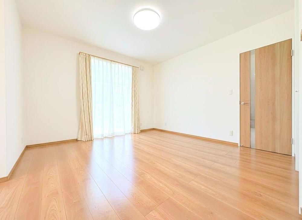 4LDK House for Sale in Sue Town, Fukuoka with Solar Power - Thumbnail 3
