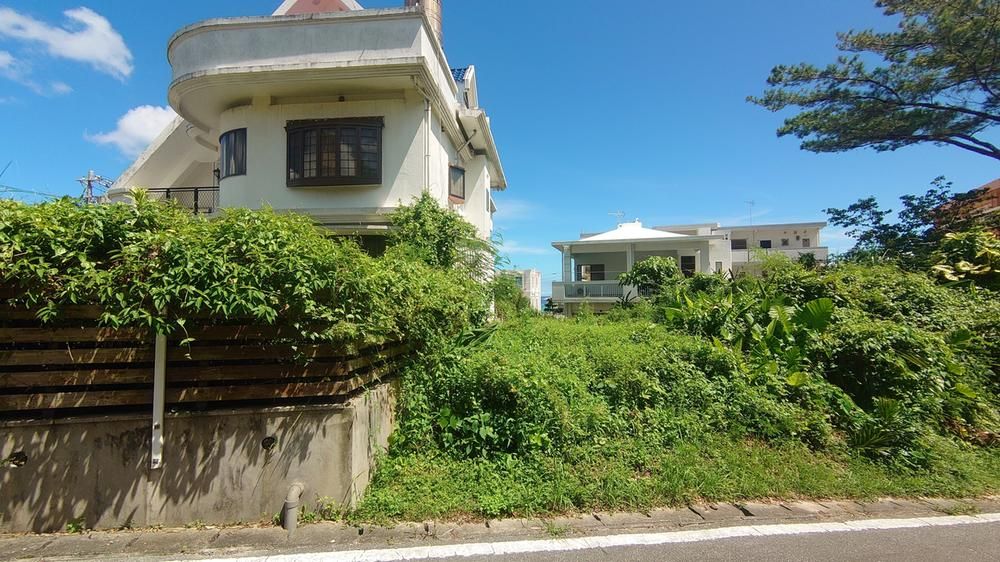 Land for Sale in Onna Village, Okinawa - 280 sqm - Thumbnail 3