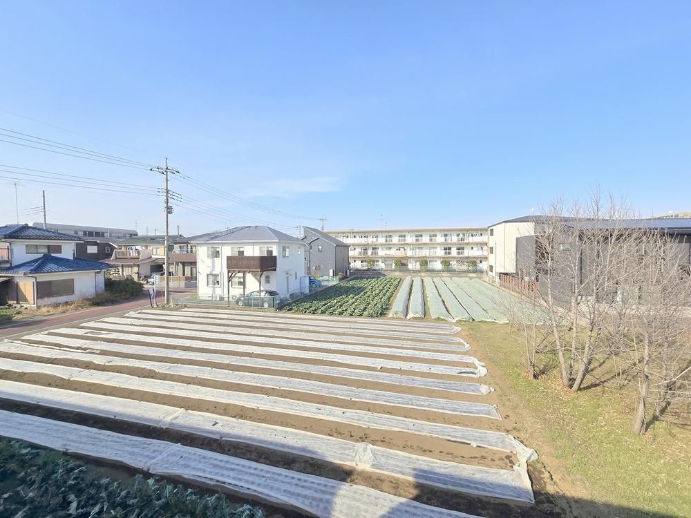 Renovated 3LDK House in Hamura City Near Kusabana Station - Thumbnail 2