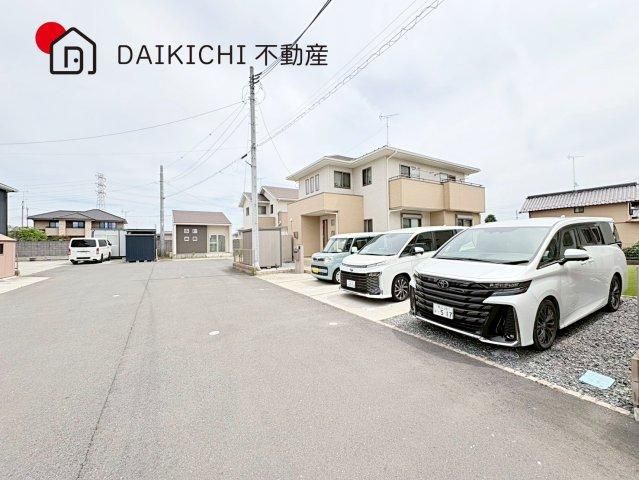 4LDK Detached House for Sale in Gyoda, Saitama - 331.45m² Land - Thumbnail 3