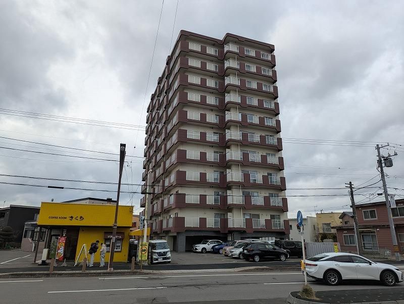 3LDK 75.85m2 Apartment for Sale in Hakodate, Hokkaido - Thumbnail 2