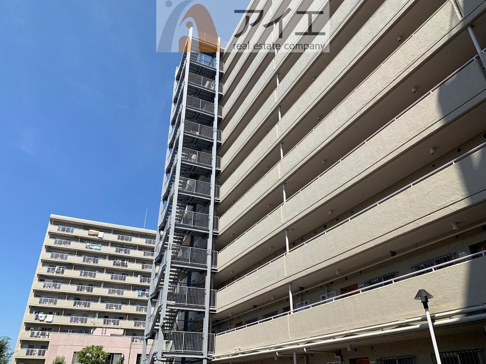 Renovated 3LDK Apartment in Ichikawa, Chiba - 64.59 sqm - Thumbnail 3