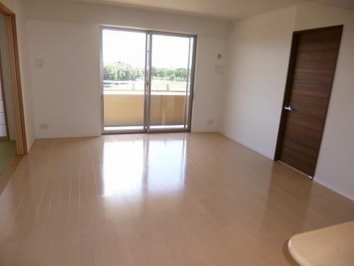 4LDK Apartment for Sale in Tsukuba, Ibaraki - 87.24m2 - Thumbnail 3