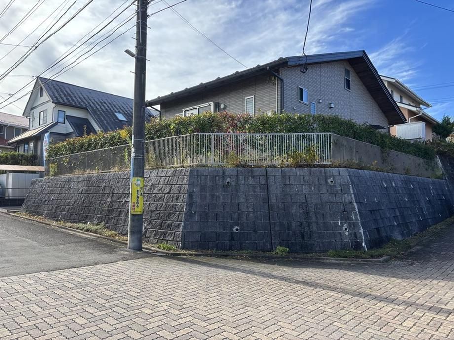 Spacious 1LDK+S Custom Home on 320m² Lot in Aoba-ku, Sendai - Thumbnail 3