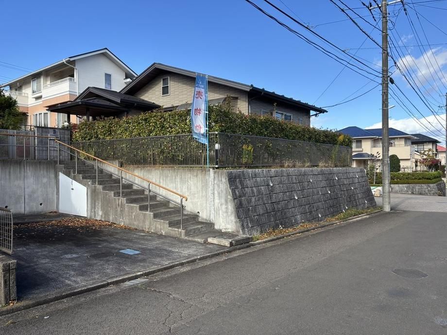 Spacious 1LDK+S Custom Home on 320m² Lot in Aoba-ku, Sendai - Thumbnail 2