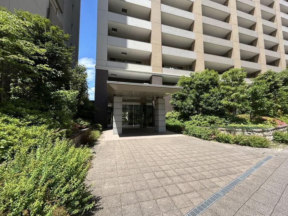 2LDK Apartment for Sale in Kasugai, Aichi - 78.53m² - Thumbnail 4