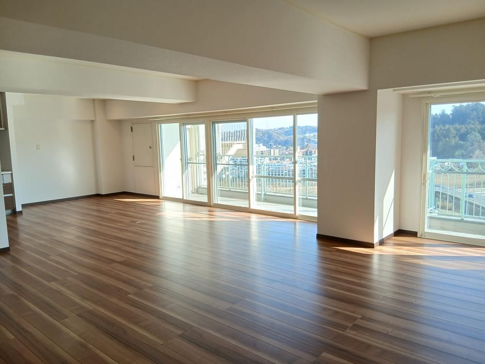 Renovated 4LDK Apartment 149m2 in Sendai Aoba Ward - Thumbnail 4