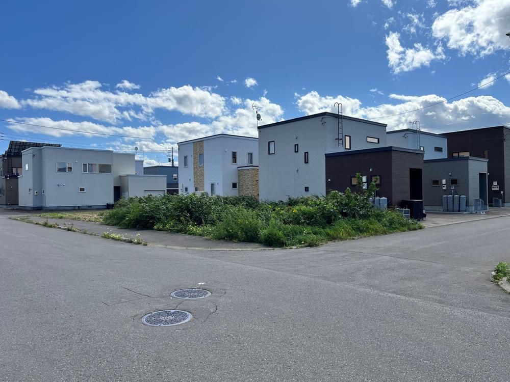 157m2 Corner Land for Sale in Ishikari, Hokkaido - Thumbnail 3