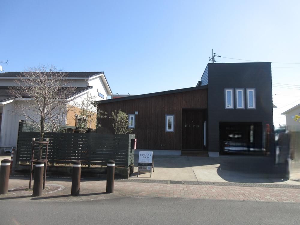 2LDK+2S House with Built-in Garage in Mito, Ibaraki - Thumbnail 2