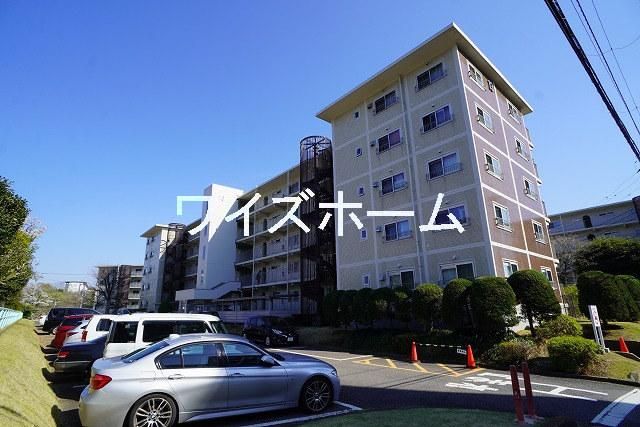 Renovated 3LDK Apartment in Inage Family Heights, Chiba - Thumbnail 2
