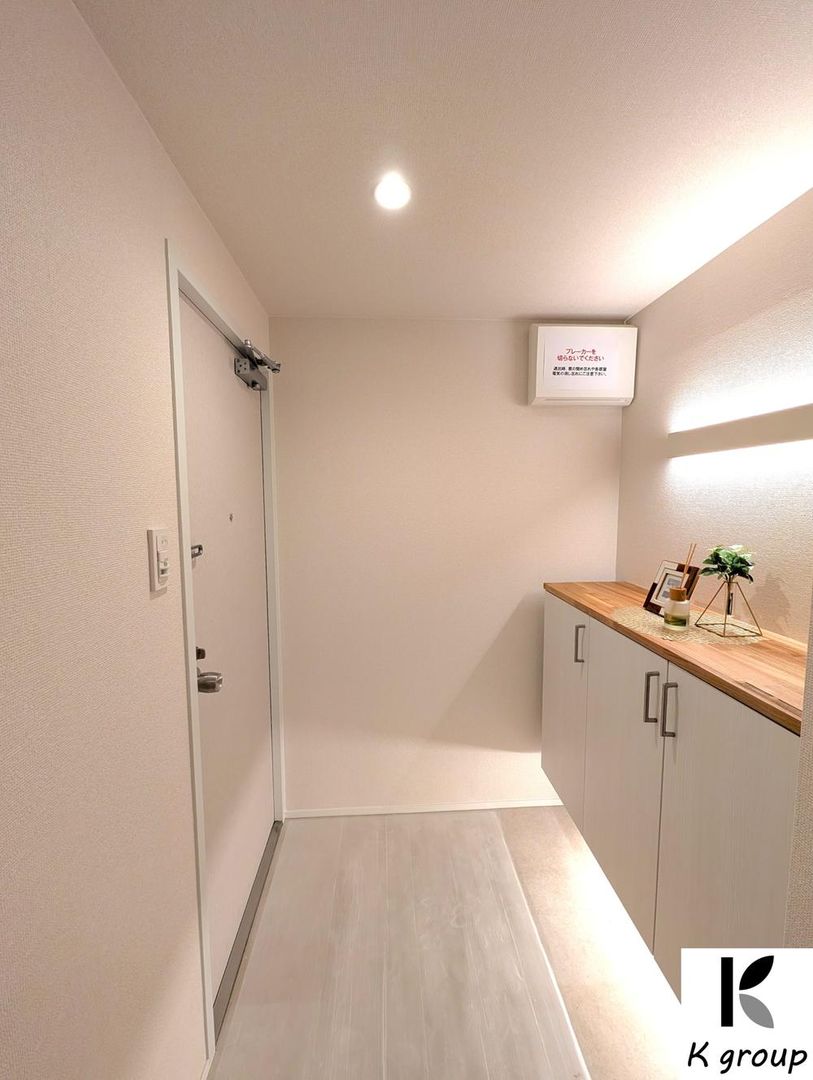 Renovated 2LDK Apartment in Sapporo's Toyohira Ward for Sale - Thumbnail 2
