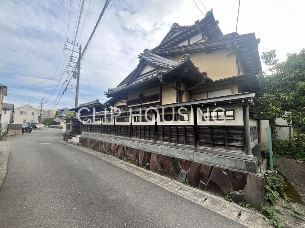 7DK Traditional House Near Ninomiya Station, Kanagawa - Thumbnail 2
