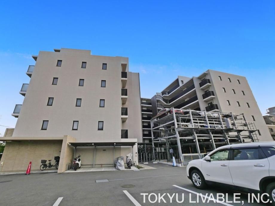 3LDK Apartment for Sale in Funabashi, Chiba - 64.64m2 - Thumbnail 4