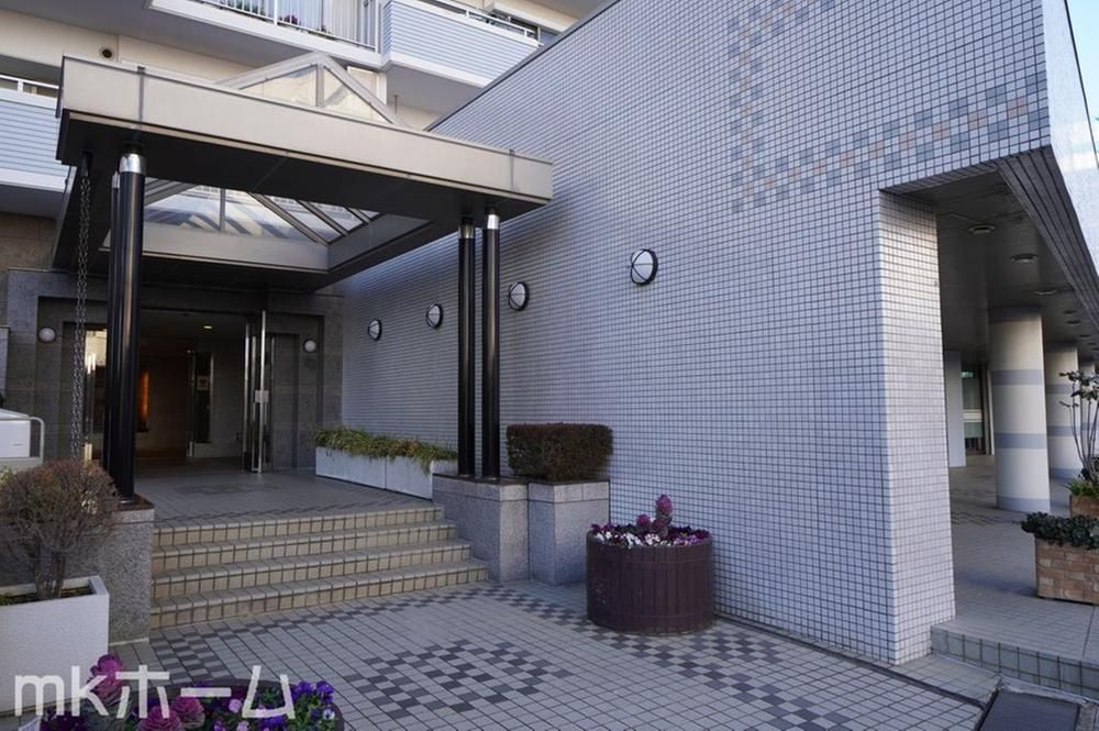 Renovated 3LDK Apartment Near Shin-Matsudo Station, Chiba - Thumbnail 3