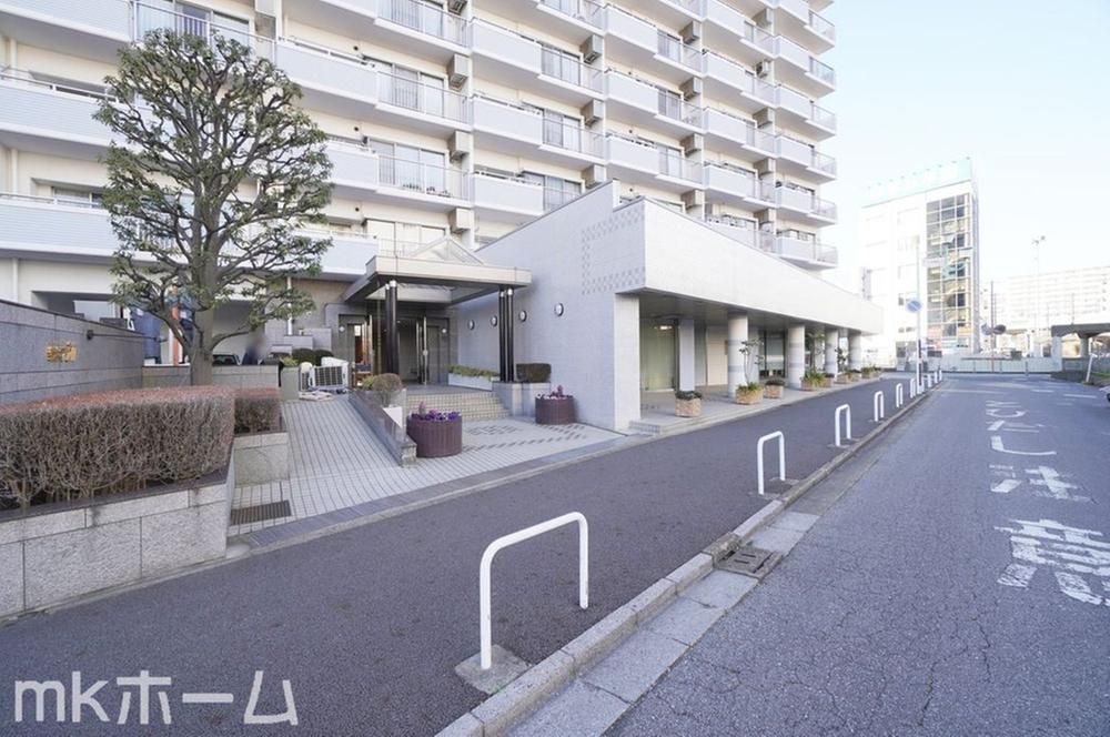 Renovated 3LDK Apartment Near Shin-Matsudo Station, Chiba - Thumbnail 2