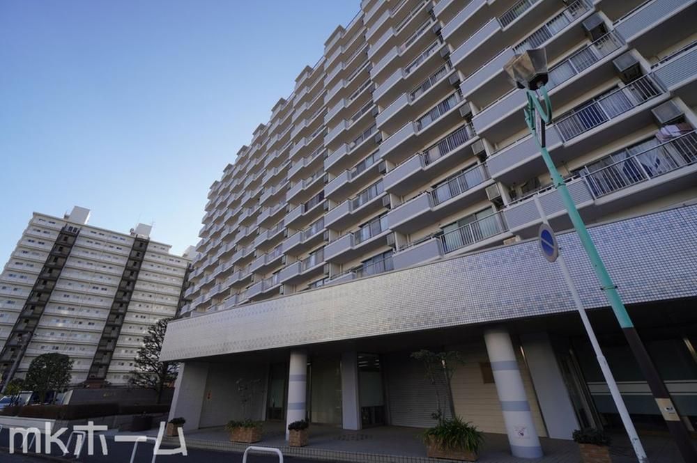Renovated 3LDK Apartment Near Shin-Matsudo Station, Chiba - Thumbnail 4