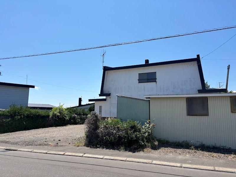 829 sqm Land for Sale in Kitami, Hokkaido - 7.5 Million Yen - Thumbnail 2
