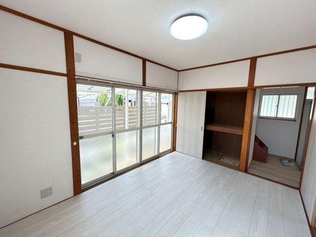 Renovated 3DK House in Kochi City, 52.26 sqm, Parking for 4 - Thumbnail 3