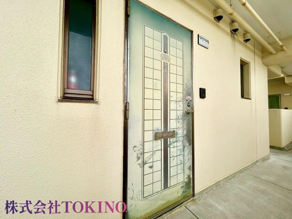 Renovated 3LDK Apartment with Ocean View in Ginowan, Okinawa - Thumbnail 4