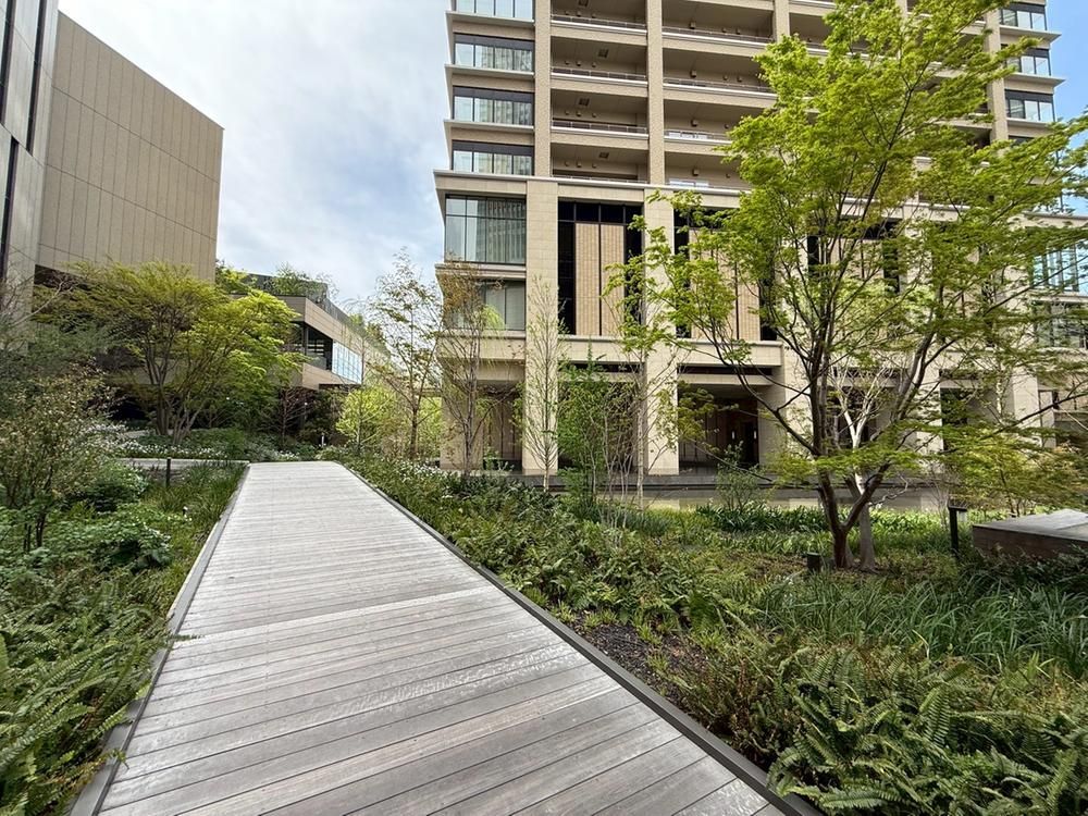 New 1LDK Apartment for Sale in Kita-ku, Osaka - Thumbnail 2