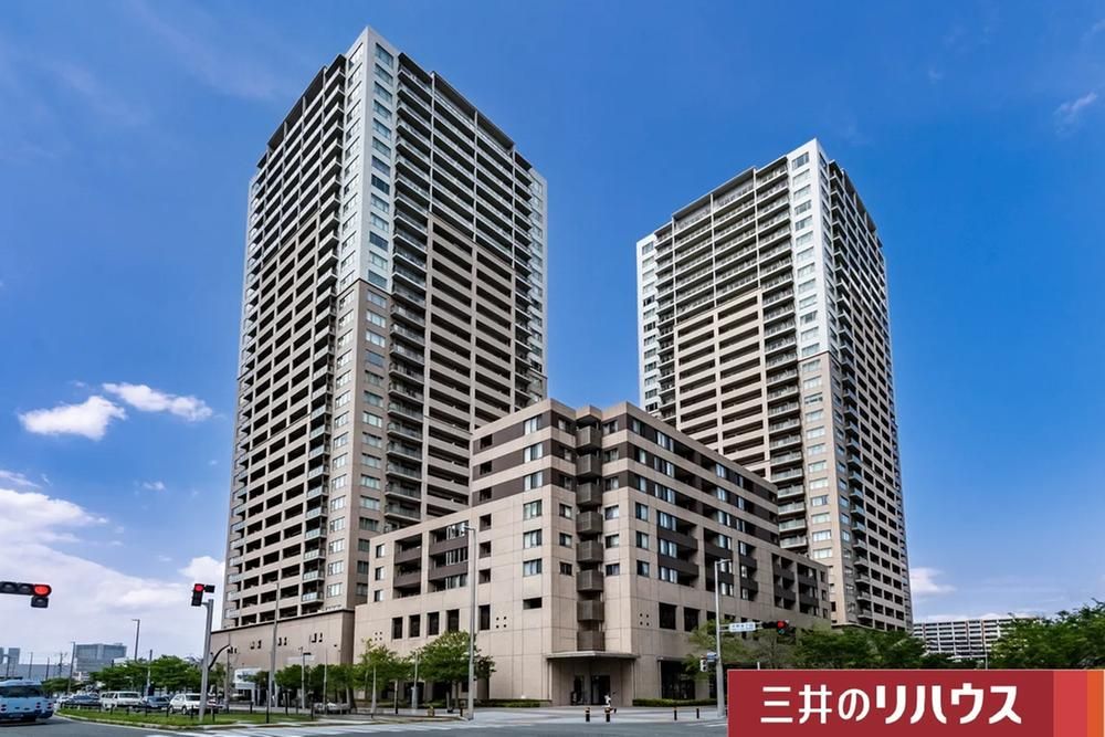 3LDK Apartment for Sale in Higashi Ward, Fukuoka City - Thumbnail 2