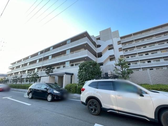 Renovated 3LDK Apartment for Sale in Higashi-Omiya, Saitama - Thumbnail 3